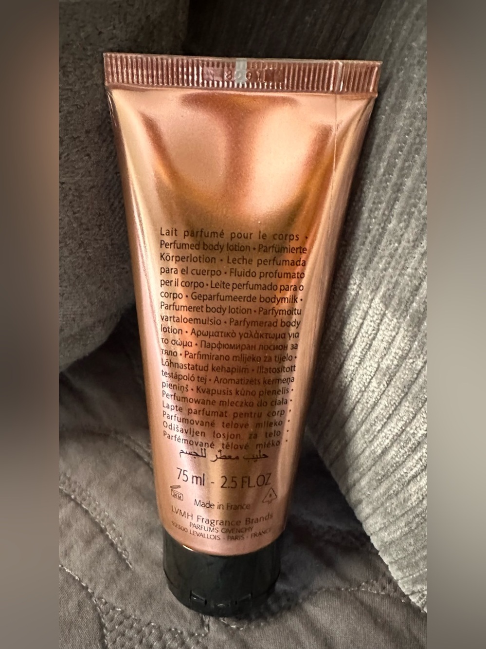 NWOT Givenchy Ange ou Démon Le Secret Moisturizing Body Lotion - 75ml - Picture 2 of 2